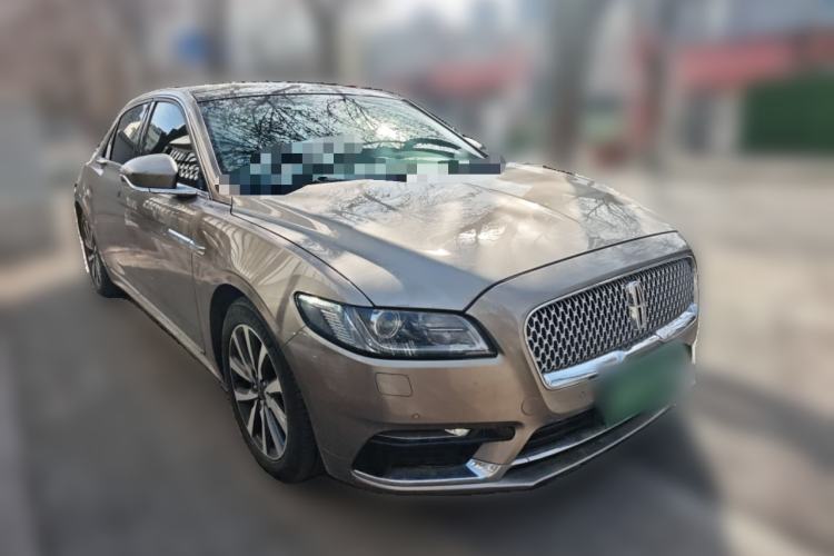 Used Lincoln Continental 2018 2.0T Two-Wheel Drive Deluxe Edition Front Right 45 Deg