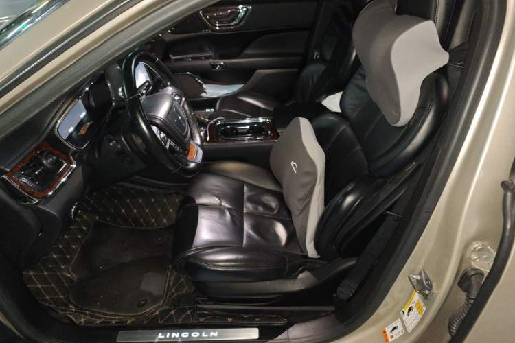 Used Lincoln Continental 2018 2.0T Two-Wheel Drive Prestige Edition Left Front Seat