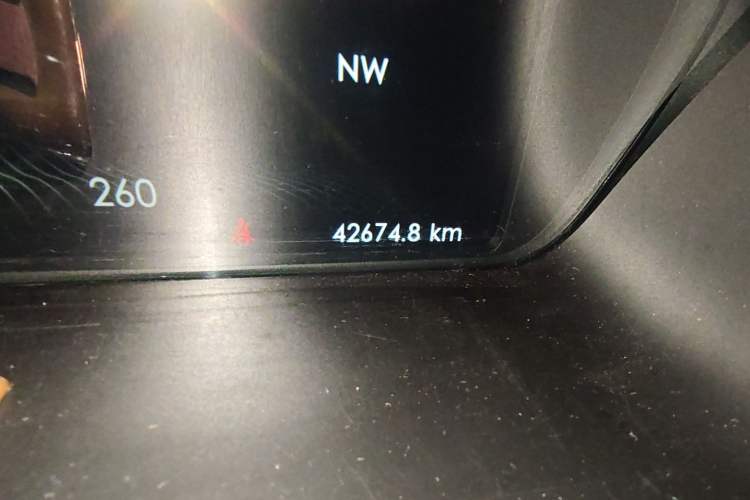 Used Lincoln Continental 2018 2.0T Two-Wheel Drive Prestige Edition Odometer Close Up