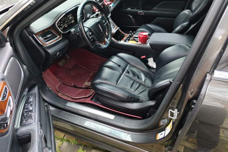 Used Lincoln Continental 2018 2.0T Two-Wheel Drive Deluxe Edition Driver Seat