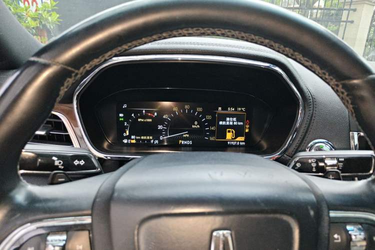 Used Lincoln Continental 2018 2.0T Two-Wheel Drive Deluxe Edition Instrument Cluster