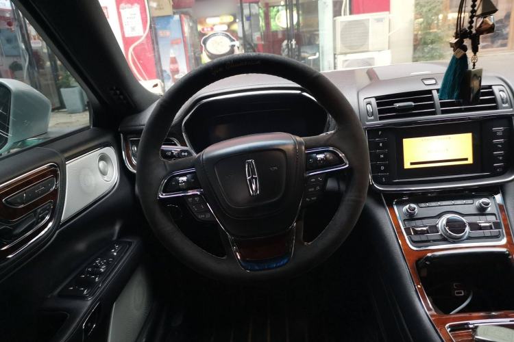 Used Lincoln Continental 2018 3.0T Four-Wheel Drive Prestige Edition Steering Wheel