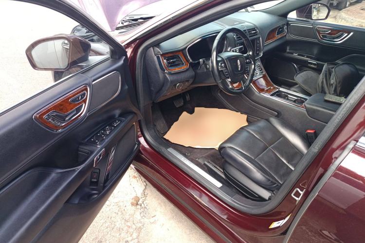 Used Lincoln Continental 2018 2.0T Two-Wheel Drive Deluxe Edition Driver Seat