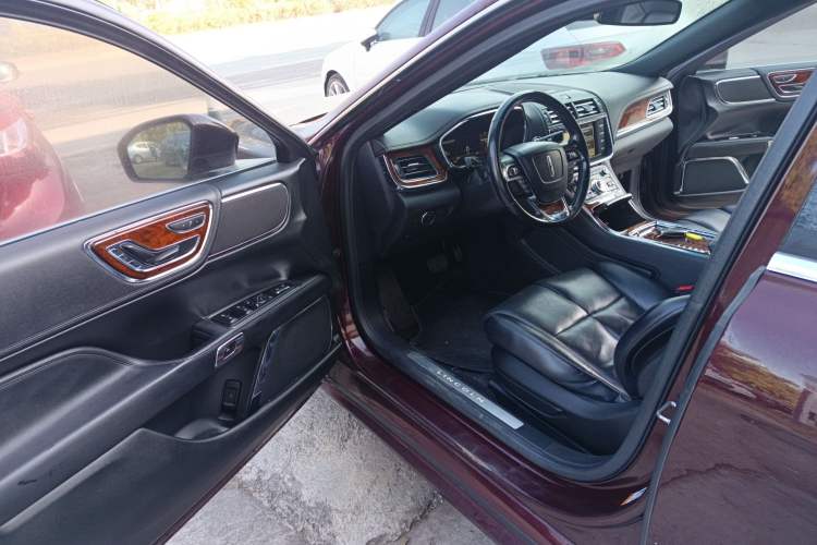 Used Lincoln Continental 2018 2.0T Two-Wheel Drive Deluxe Edition Driver Seat
