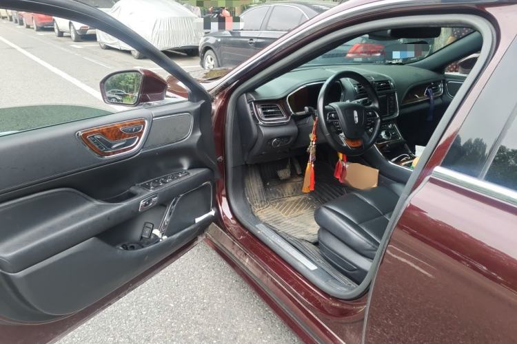 Used Lincoln Continental 2018 2.0T Two-Wheel Drive Deluxe Edition Driver Seat