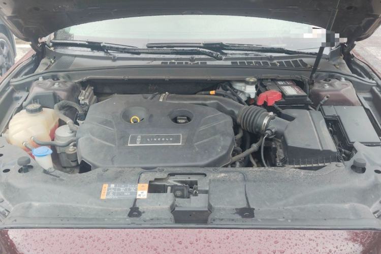 Used Lincoln Continental 2018 2.0T Two-Wheel Drive Zunyue Edition Engine Bay