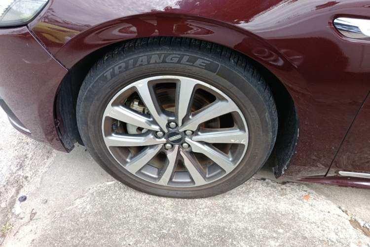 Used Lincoln Continental 2018 2.0T Two-Wheel Drive Deluxe Edition Exterior 3