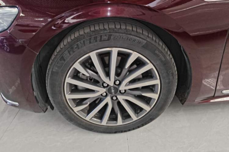 Used Lincoln Continental 2018 2.0T Two-Wheel Drive Luxury Edition Exterior 4