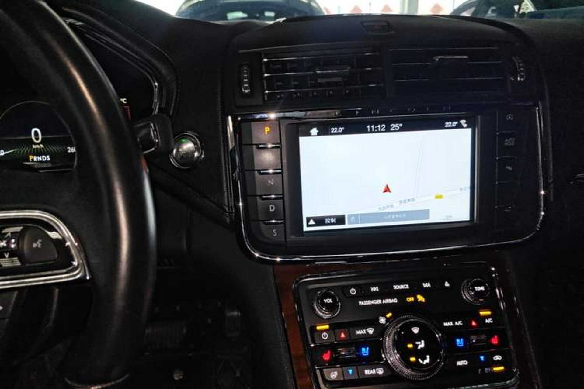 Used Lincoln Continental 2018 2.0T Two-Wheel Drive Luxury Edition Gear Lever