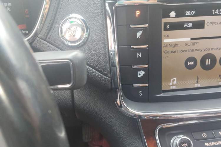 Used Lincoln Continental 2018 2.0T Two-Wheel Drive Zunyue Edition Gear Lever