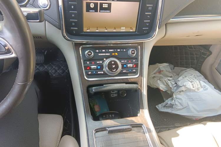 Used Lincoln Continental 2018 3.0T Four-Wheel Drive Prestige Edition Gear Lever