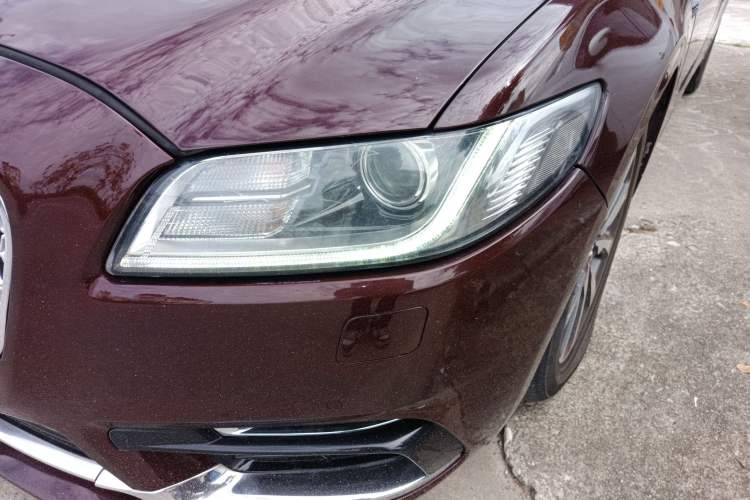 Used Lincoln Continental 2018 2.0T Two-Wheel Drive Deluxe Edition Left Front Headlight