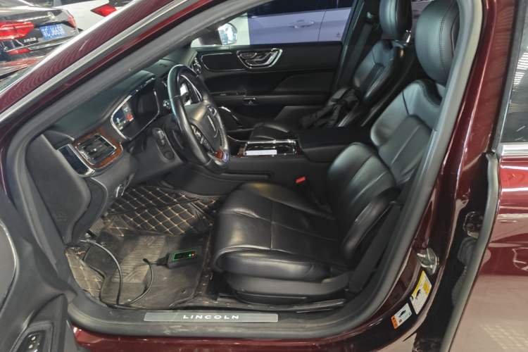 Used Lincoln Continental 2018 2.0T Two-Wheel Drive Luxury Edition Left Front Seat