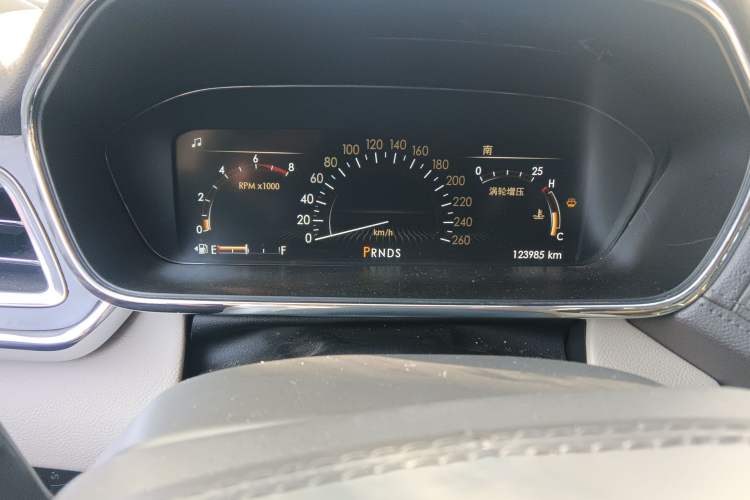 Used Lincoln Continental 2018 3.0T Four-Wheel Drive Prestige Edition Odometer Close Up