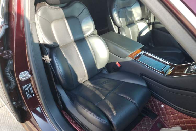 Used Lincoln Continental 2018 2.0T Two-Wheel Drive Deluxe Edition Right Front Seat