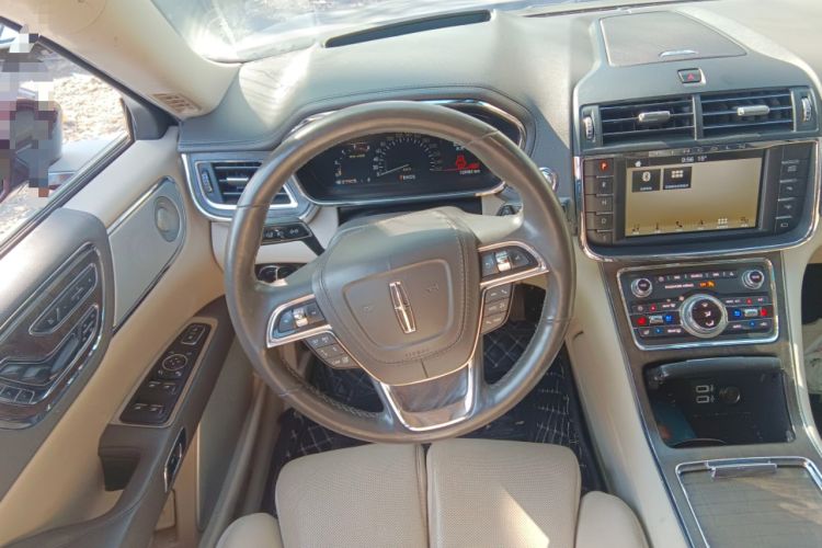 Used Lincoln Continental 2018 3.0T Four-Wheel Drive Prestige Edition Steering Wheel