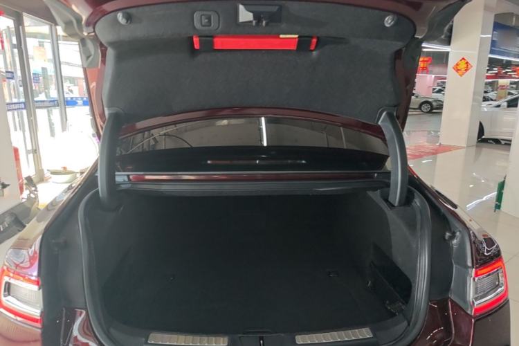 Used Lincoln Continental 2018 3.0T Four-Wheel Drive Prestige Edition Trunk