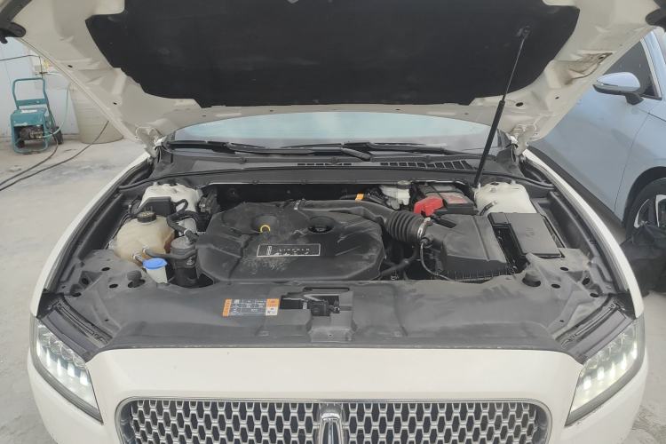 Used Lincoln Continental 2018 2.0T Two-Wheel Drive Luxury Edition Engine Bay