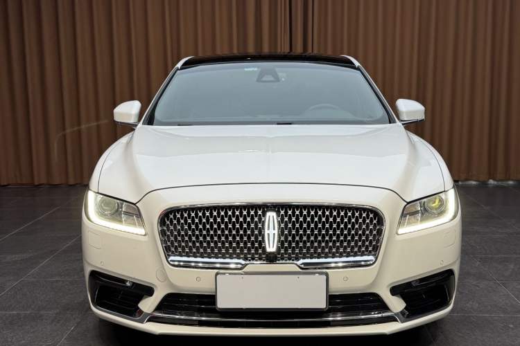 Used Lincoln Continental 2018 2.0T Two-Wheel Drive Deluxe Edition Exterior 2