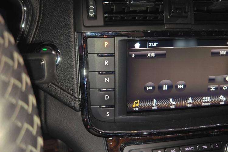 Used Lincoln Continental 2018 3.0T Four-Wheel Drive Prestige Edition Gear Lever