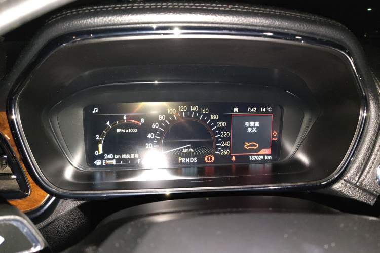 Used Lincoln Continental 2018 2.0T Two-Wheel Drive Deluxe Edition Instrument Cluster
