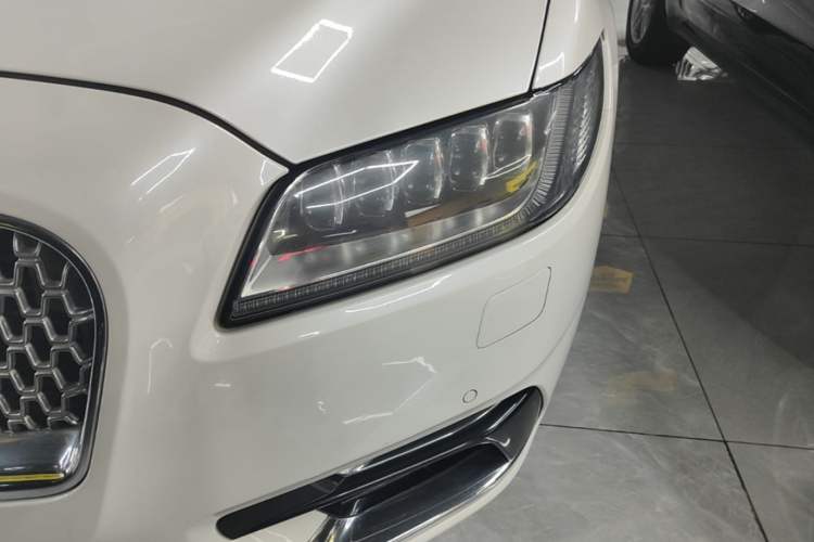 Used Lincoln Continental 2018 2.0T Two-Wheel Drive Luxury Edition Left Front Headlight