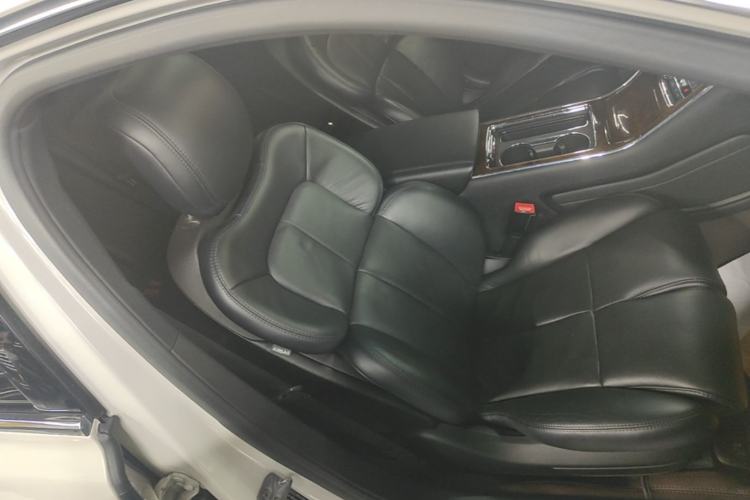 Used Lincoln Continental 2018 2.0T Two-Wheel Drive Luxury Edition Right Front Seat
