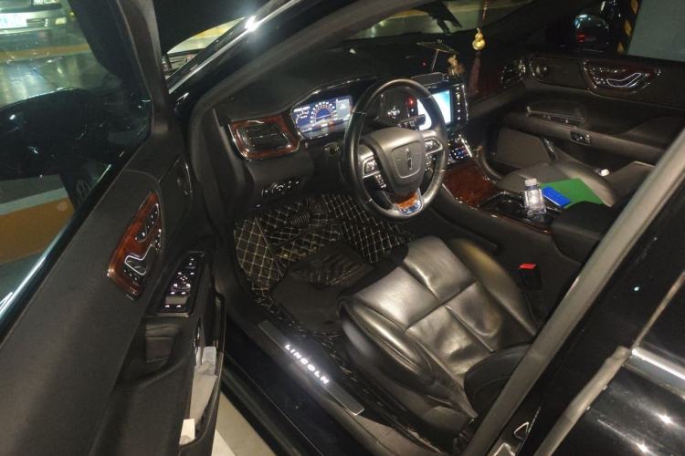 Used Lincoln Continental 2019 2.0T Two-Wheel Drive Prestige Version China VI Standard Driver Seat