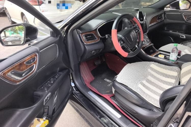 Used Lincoln Continental 2019 2.0T Two-Wheel Drive Luxury Edition China VI Standard Driver Seat