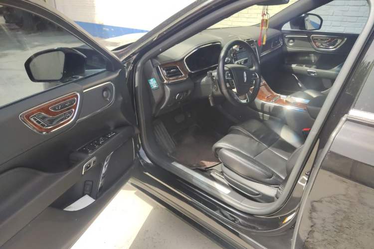 Used Lincoln Continental 2019 2.0T Two-Wheel Drive Prestige Version China VI Standard Driver Seat