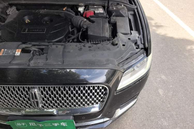 Used Lincoln Continental 2019 2.0T Two-Wheel Drive Luxury Edition China VI Standard Engine Bay Left