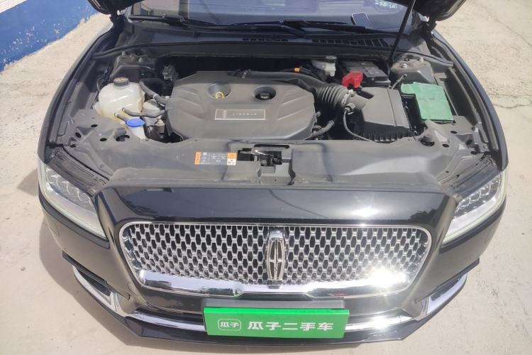 Used Lincoln Continental 2019 2.0T Two-Wheel Drive Prestige Version China VI Standard Engine Bay
