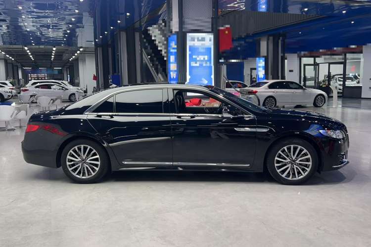 Used Lincoln Continental 2019 2.0T Two-Wheel Drive Luxury Edition China VI Standard Exterior 2
