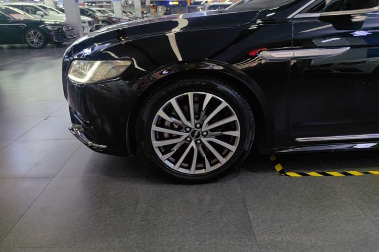 Used Lincoln Continental 2019 2.0T Two-Wheel Drive Prestige Version China VI Standard Exterior 4