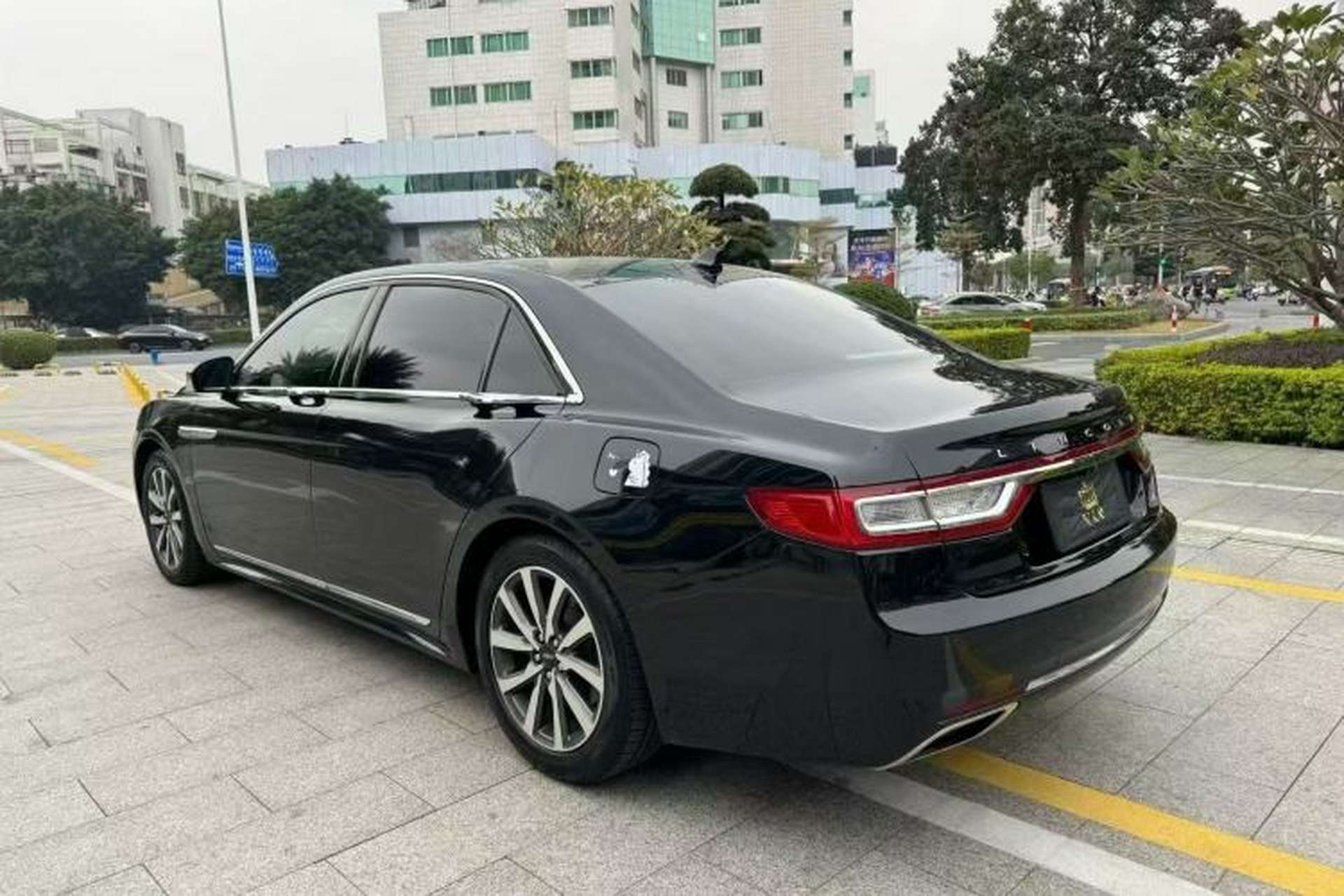 Used Lincoln Continental 2019 2.0T Two-Wheel Drive Luxury Edition China VI Standard Exterior 8