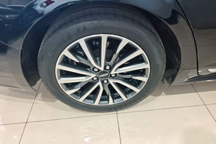 Used Lincoln Continental 2019 2.0T Two-Wheel Drive Luxury Edition China VI Standard Exterior 8