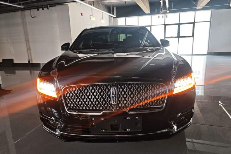 Used Lincoln Continental 2019 2.0T Two-Wheel Drive Prestige Version China VI Standard Front
