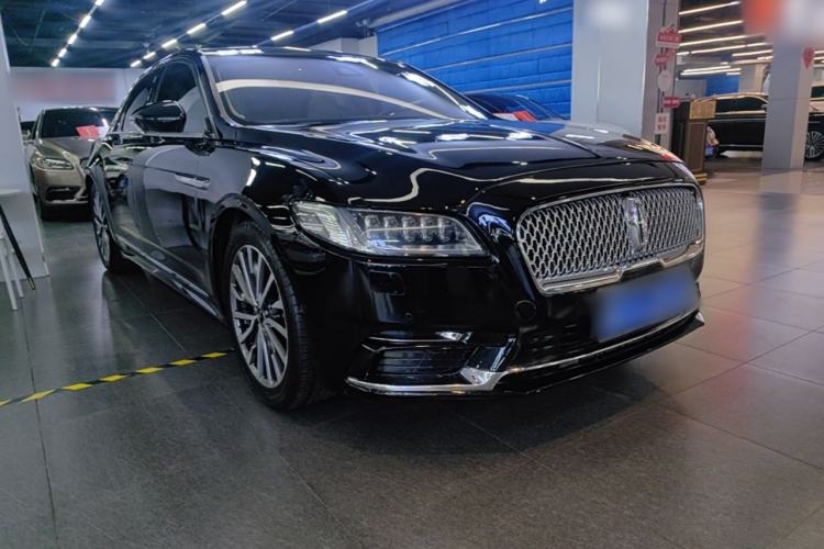 Used Lincoln Continental 2019 2.0T Two-Wheel Drive Prestige Version China VI Standard Front Right 45 Deg