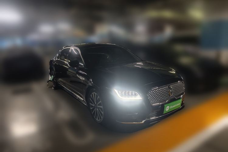 Used Lincoln Continental 2019 2.0T Two-Wheel Drive Prestige Version China VI Standard Front Right 45 Deg