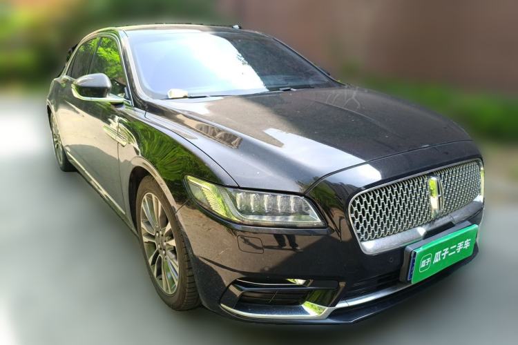 Used Lincoln Continental 2019 2.0T Two-Wheel Drive Prestige Version China VI Standard Front Right 45 Deg