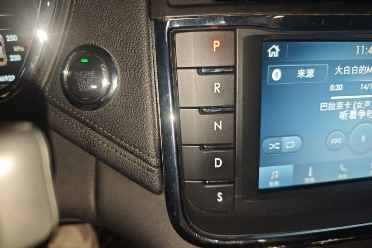 Used Lincoln Continental 2019 2.0T Two-Wheel Drive Prestige Version China VI Standard Gear Lever