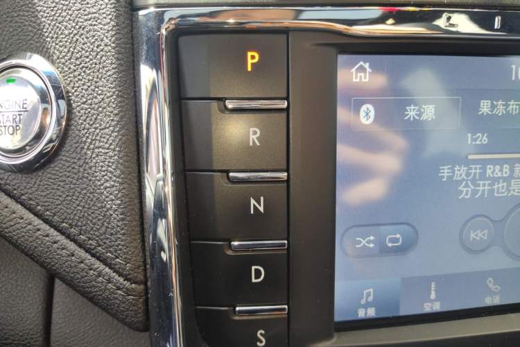Used Lincoln Continental 2019 2.0T Two-Wheel Drive Prestige Version China VI Standard Gear Lever