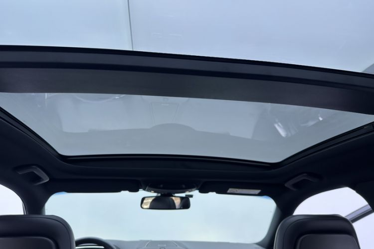 Used Lincoln Continental 2019 2.0T Two-Wheel Drive Luxury Edition China VI Standard Headliner