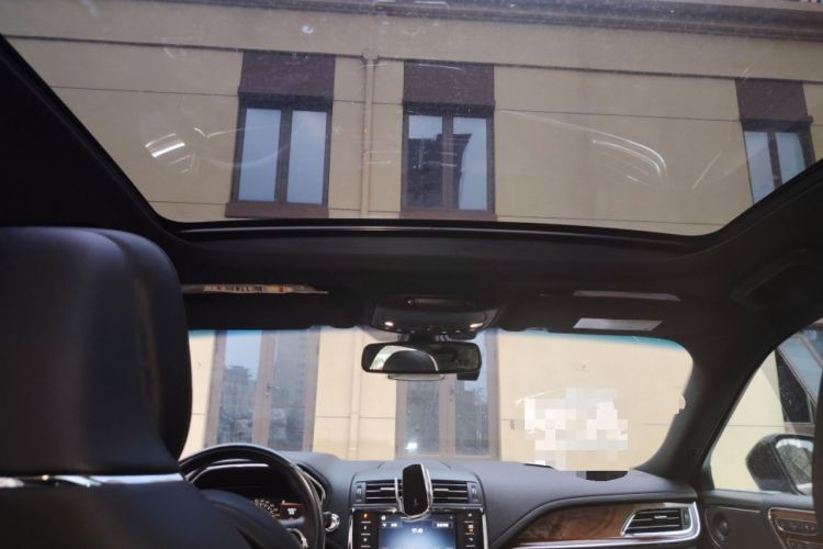 Used Lincoln Continental 2019 2.0T Two-Wheel Drive Prestige Version China VI Standard Headliner