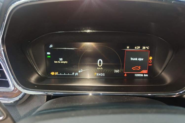 Used Lincoln Continental 2019 2.0T Two-Wheel Drive Luxury Edition China VI Standard Instrument Cluster