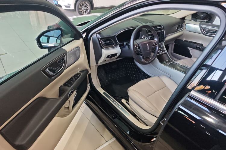 Used Lincoln Continental 2019 2.0T Two-Wheel Drive Luxury Edition China VI Standard Interior 3
