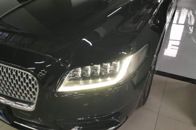 Used Lincoln Continental 2019 2.0T Two-Wheel Drive Prestige Version China VI Standard Left Front Headlight