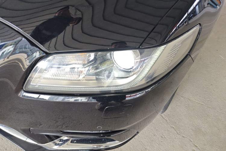 Used Lincoln Continental 2019 2.0T Two-Wheel Drive Luxury Edition China VI Standard Left Front Headlight
