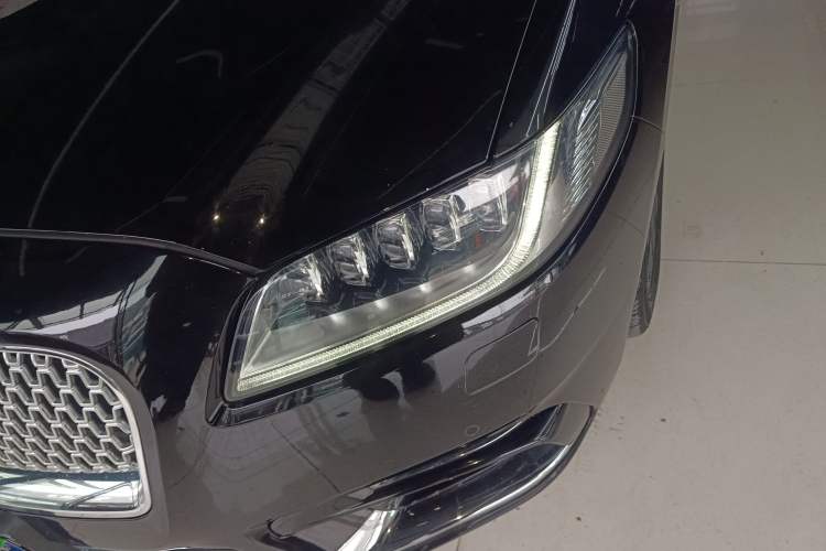 Used Lincoln Continental 2019 2.0T Two-Wheel Drive Prestige Version China VI Standard Left Front Headlight