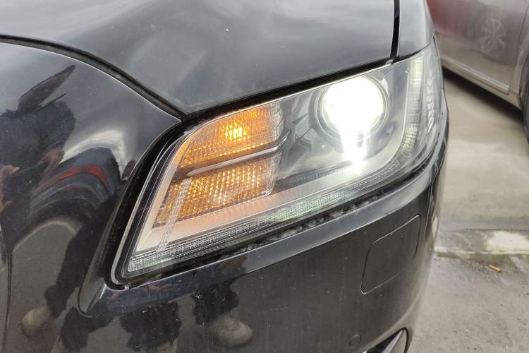 Used Lincoln Continental 2019 2.0T Two-Wheel Drive Luxury Edition China VI Standard Left Front Headlight